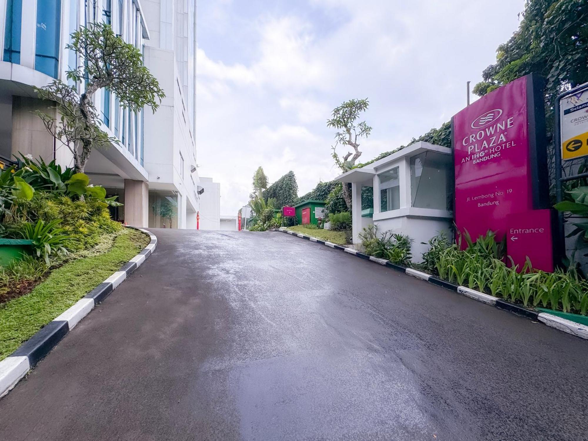 Crowne Plaza Bandung By Ihg Hotell Eksteriør bilde